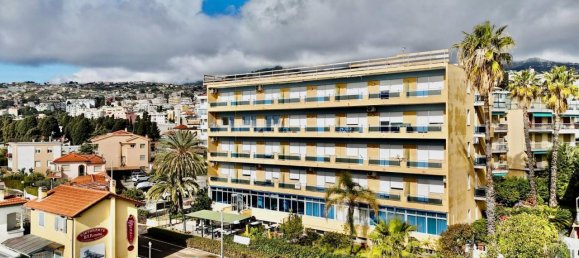 2 rooms Apartment in Sanremo, Italy No. 35108 16