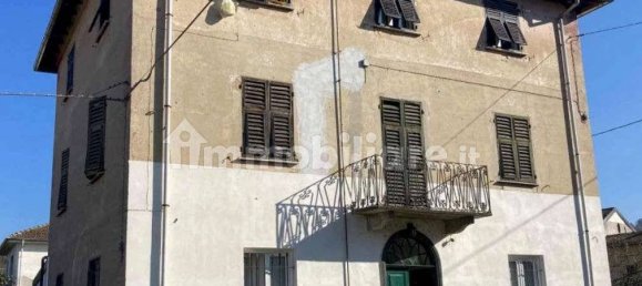 5 rooms Apartment in Stazzano, Italy No. 204463 2