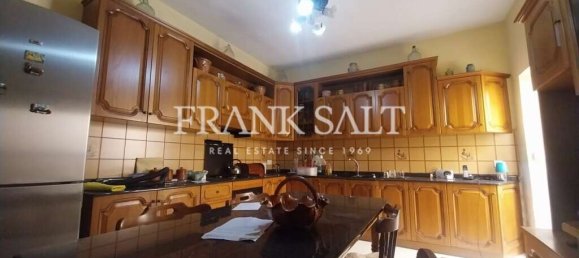 3 غرف نوم طابقين في Zebbug, Malta رقم 2910 3