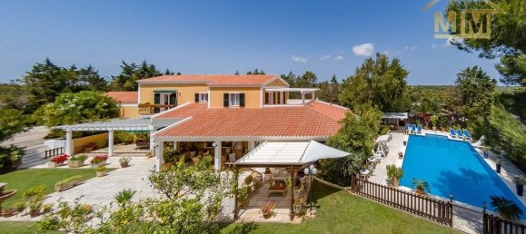 5 Schlafzimmer Haus in Menorca, Spain, Nr. 82328 3