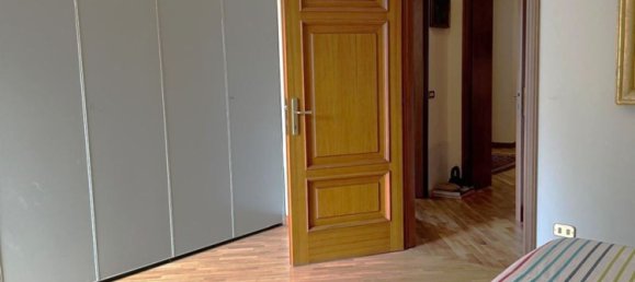 Apartamento de 4 divisões em Cremona, Italy N.º 261338 13