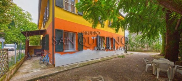 3 bedrooms Apartment in Novellara, Italy No. 325570 2