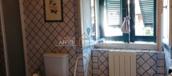 Villa de 3 dormitorios en Carrara, Italy No. 48083 29