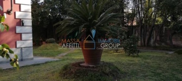 Villa de 3 dormitorios en Carrara, Italy No. 48083 31