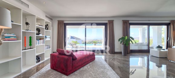 6 bedrooms Villa in Malaga, Spain No. 39364 5