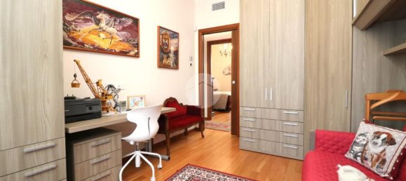 3غرفة فيلا في Rho, Italy رقم 336961 11