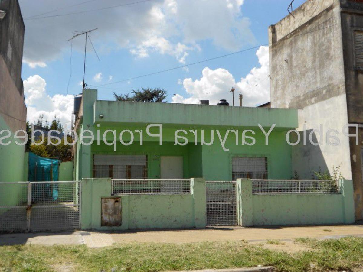 2 Schlafzimmer Haus in Tres de Febrero, Argentina, Nr. 19669