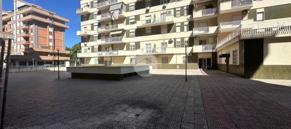 4 rooms Apartment in Foggia, Italy No. 261635 21