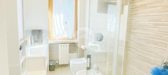 4 rooms Apartment in Foggia, Italy No. 261635 17