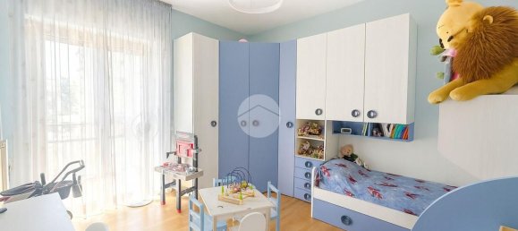 4 rooms Apartment in Foggia, Italy No. 261635 14