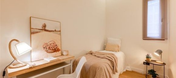 Apartamento de 3 dormitorios en Eixample, Spain No. 182329 32