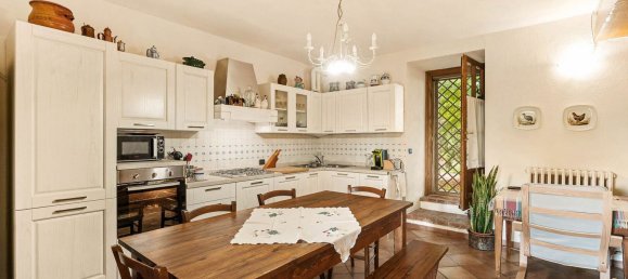 Дом с 15 комнатами в Мурло, Италия № 54099 20