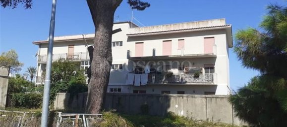 Casa de 5 divisões em Messina, Italy N.º 46401 2