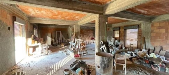 Casa de 5 divisões em Messina, Italy N.º 46401 33