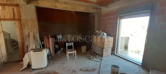 Casa de 5 divisões em Messina, Italy N.º 46401 17