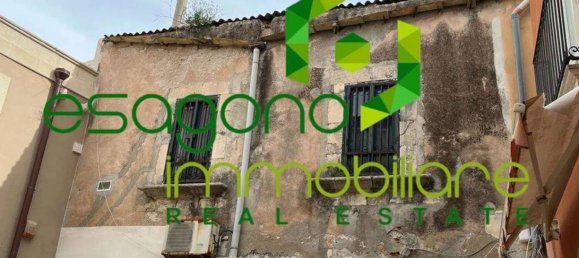 4 bedrooms Apartment in Syracuse, Italy No. 353445 2