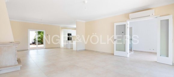 4 bedrooms Villa in Loule, Portugal No. 123810 2