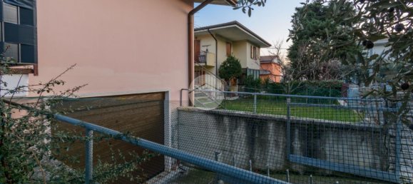 4-Zimmer Haus in San Pietro in Cariano, Italy, Nr. 30601 7