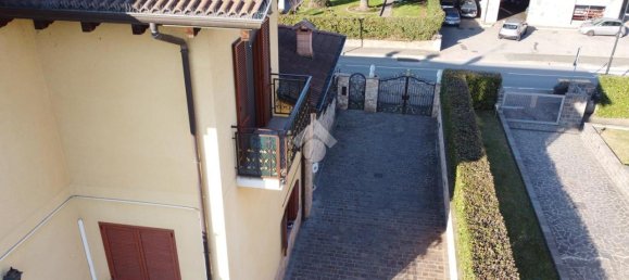 8 rooms Villa in Bellusco, Italy No. 24387 6