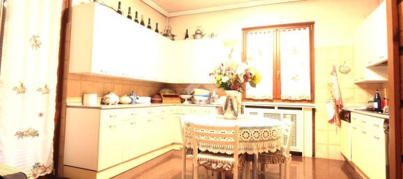 8 rooms Villa in Bellusco, Italy No. 24387 15