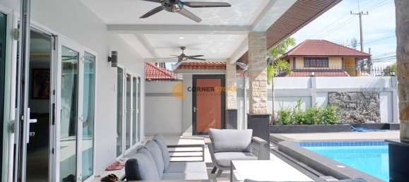 280m² Cafe / restaurant in Chonburi, Thailand No. 25540 3