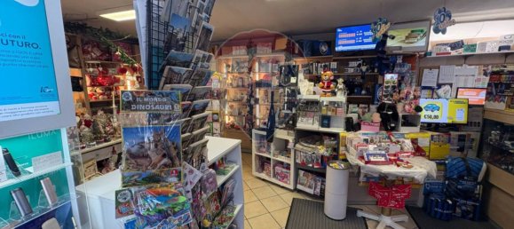 Propiedad comercial de 1 habitación en San Giovanni Bianco, Italy No. 132612 2