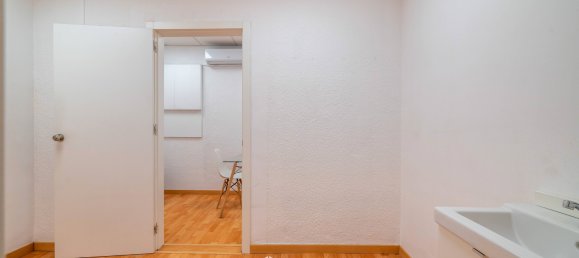 Gewerbliche Immobilie in Barcelona, Spain 62m², Nr. 171810 28