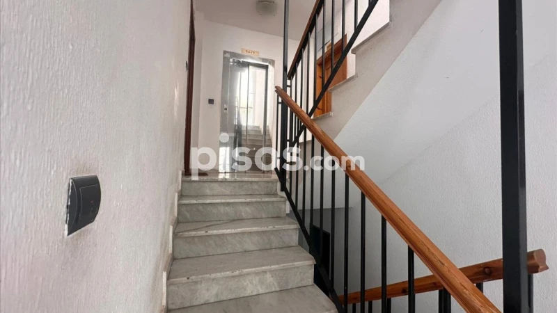 Квартира с 4 спальнями в Рокетас-де-Мар, Испания № 261306