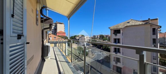 1 bedroom Apartment in Albenga, Italy No. 381053 4