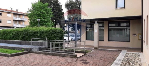 5 rooms Commercial property in Susegana, Italy No. 285120 4
