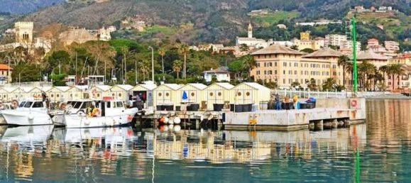 5 bedrooms Apartment in Arenzano, Italy No. 327466 6