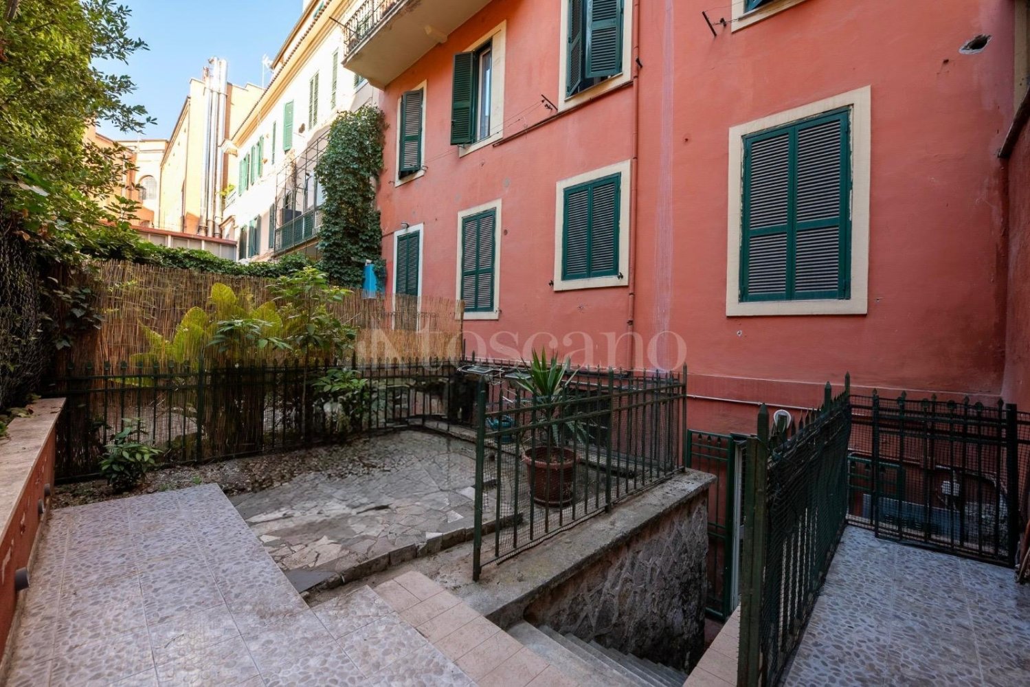 Casa de 6 divisões em Rome, Italy N.º 285126