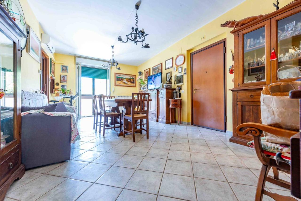 5غرفة شقة في Rosignano Marittimo, Italy رقم 22469