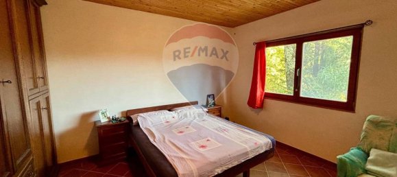 3 bedrooms House in Roccastrada, Italy No. 140927 11