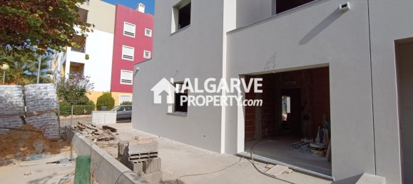 4 Schlafzimmer Villa in Tavira, Portugal, Nr. 98415 8