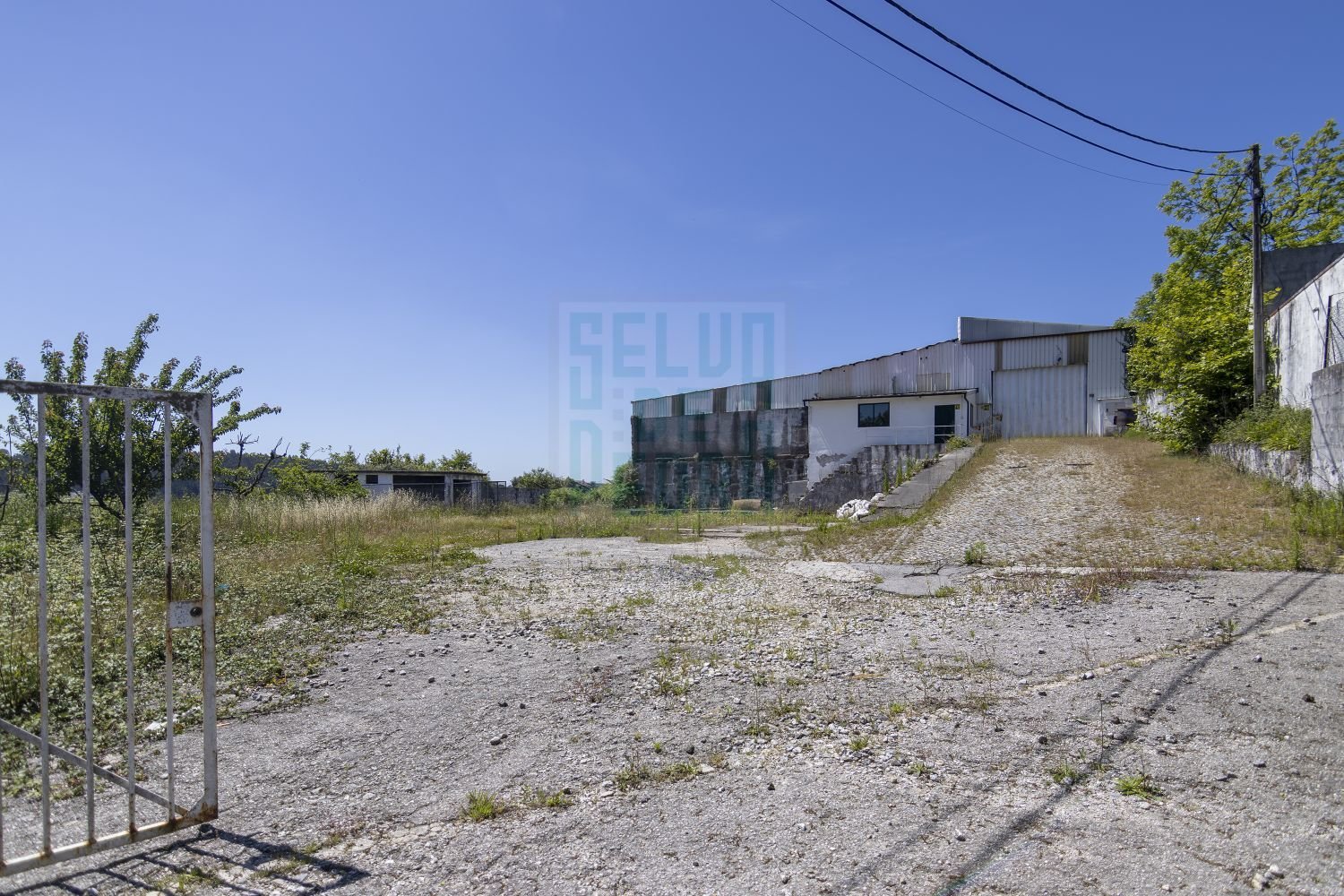 Lagerhaus in Pacos de Ferreira, Portugal 1535m², Nr. 302065