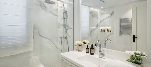 5 bedrooms Villa in Nueva Andalucia, Spain No. 286249 17