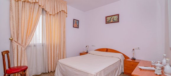 3 bedrooms Apartment in Loja, Spain No. 150735 4