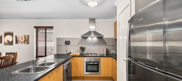 2 bedrooms House in Wyndham Vale, Australia No. 107 2