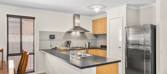 2 bedrooms House in Wyndham Vale, Australia No. 107 3