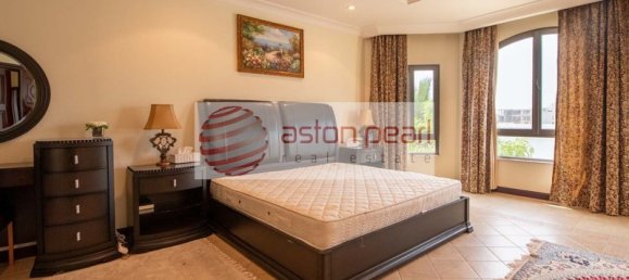 5 bedrooms Villa in Palm Jumeirah, UAE No. 13155 12