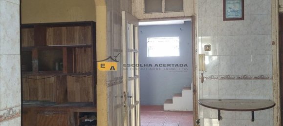 3 bedrooms House in Valbom, Portugal No. 23643 11