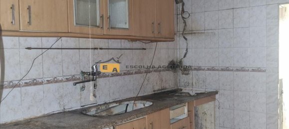 3 bedrooms House in Valbom, Portugal No. 23643 7