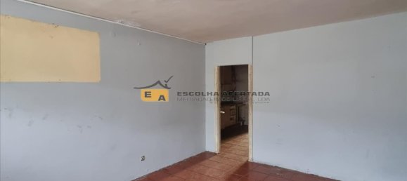 3 bedrooms House in Valbom, Portugal No. 23643 5