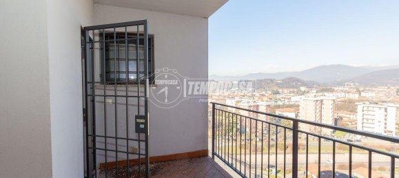 4غرفة شقة في Brescia, Italy رقم 2478 27