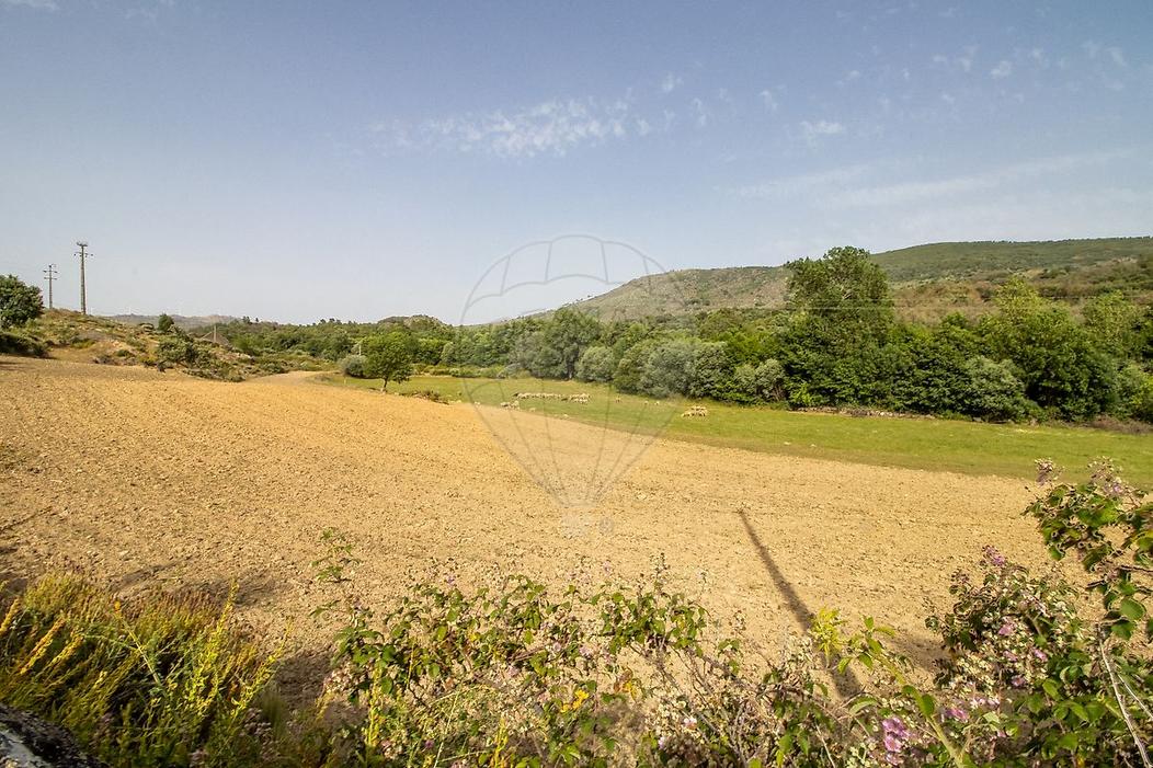  Land in Casteleiro, Portugal No. 326791