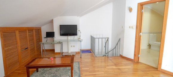 3 غرف نوم منزل ذو طابقين في Cascais, Portugal رقم 101945 27