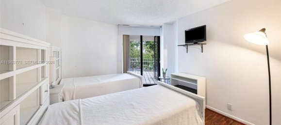3 chambres propriété commerciale à louer à Miami, Miami-Dade, Florida, USA № 615321 14
