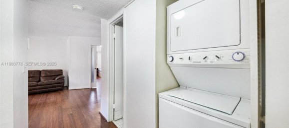 3 chambres propriété commerciale à louer à Miami, Miami-Dade, Florida, USA № 615321 10