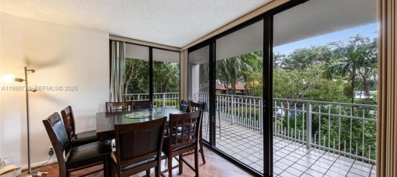 3 chambres propriété commerciale à louer à Miami, Miami-Dade, Florida, USA № 615321 25